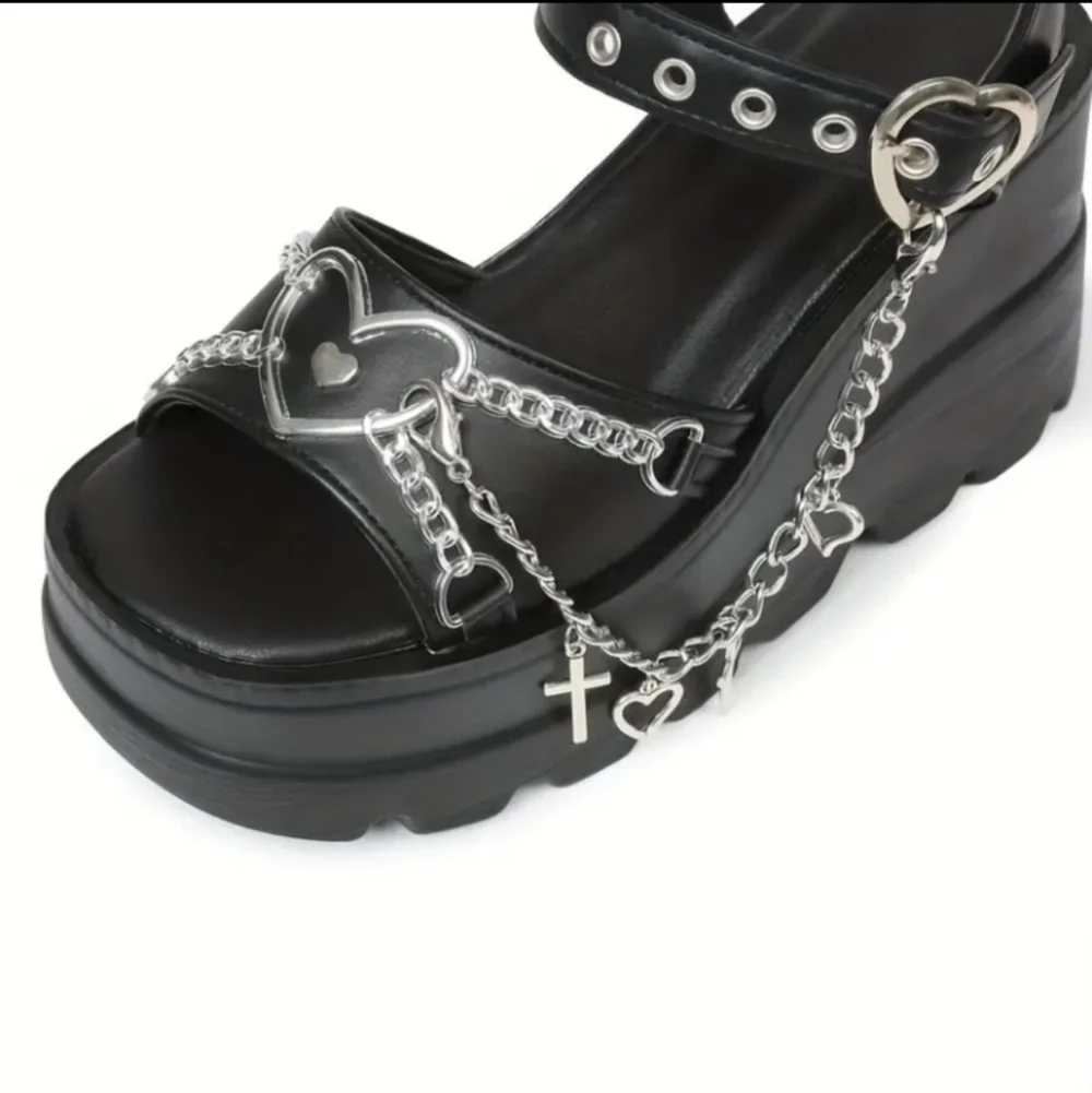 boutique step out
